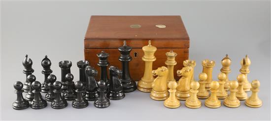 A Jaques & Son ebony and boxwood club sized Staunton pattern chess set, kings 4.5in.
